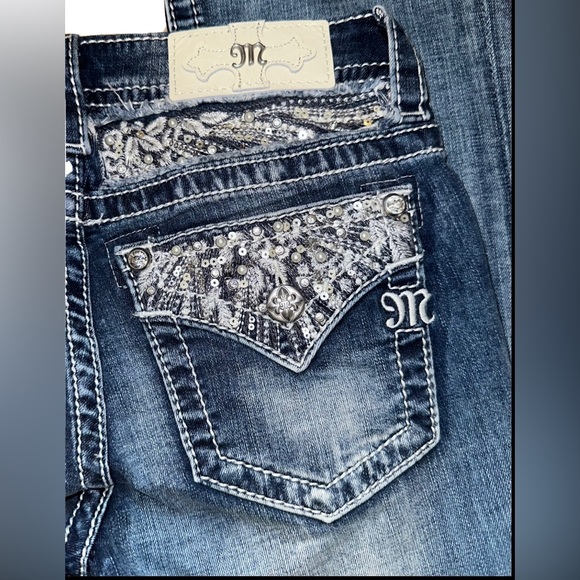 Miss Me Denim - Miss Me Signature Slim Boot Jeans Pearl Embellished Yolk Size 25